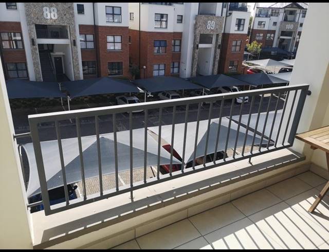 1 BEDROOM APARTMENT FOR SALE IN OLIVEDALE